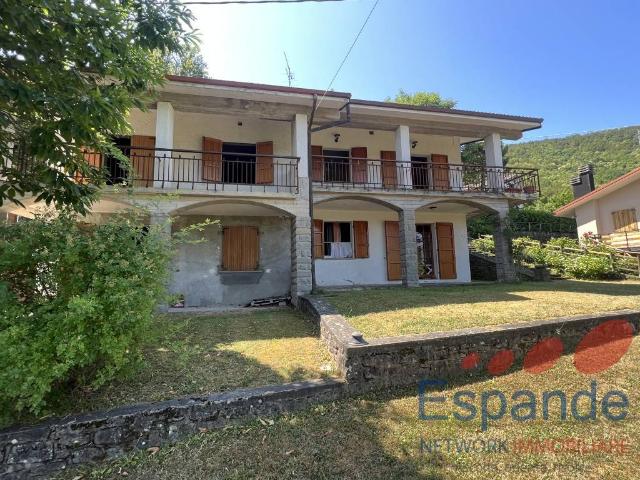 Villa Indipendente in vendita a Unione dell'Alto Reno, Lizzano In Belvedere