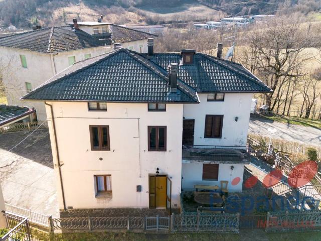 Villa Indipendente in vendita a Unione dell'Alto Reno, Lizzano In Belvedere