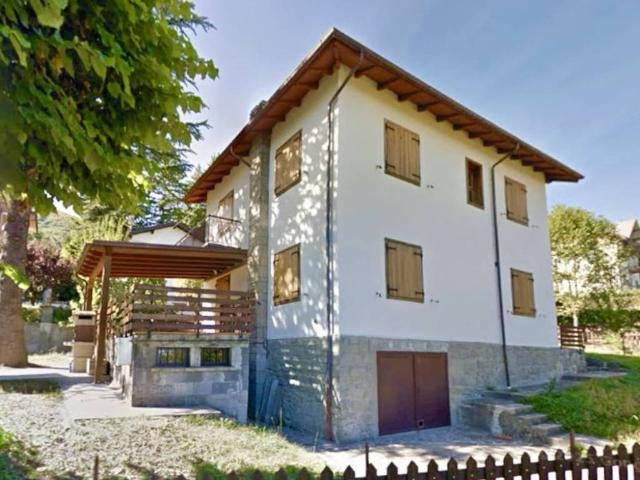 Villa Indipendente in vendita a Unione dell'Alto Reno, Lizzano In Belvedere