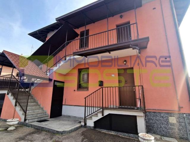 Villa Indipendente in vendita a Locate Varesino, Lombardia
