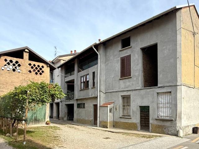 Villa Indipendente in vendita a Locate Varesino, Como