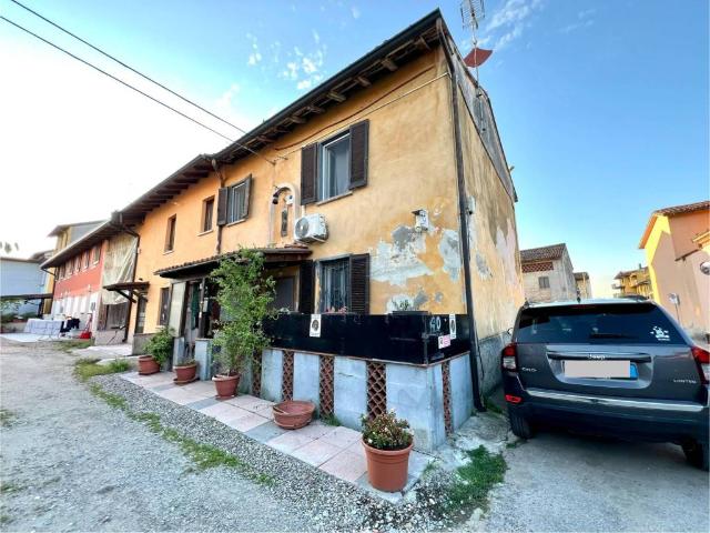 Villa Indipendente in vendita a Lodi, Lombardia