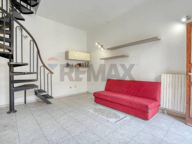 Appartamento in vendita a Lomagna, Lombardia