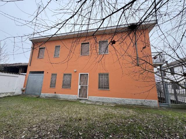 Villa Indipendente in vendita a Lomello, Lombardia