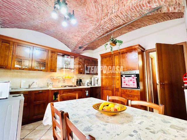 Villa Indipendente in vendita a Lonate Pozzolo, Lombardia