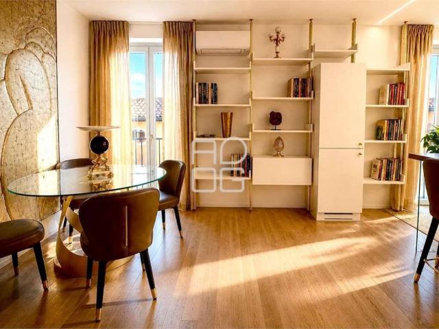 Villa Indipendente in vendita a Lonato, Lombardia