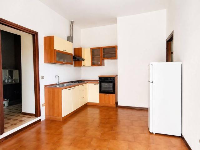 Villa Indipendente in vendita a Lonato, Lombardia