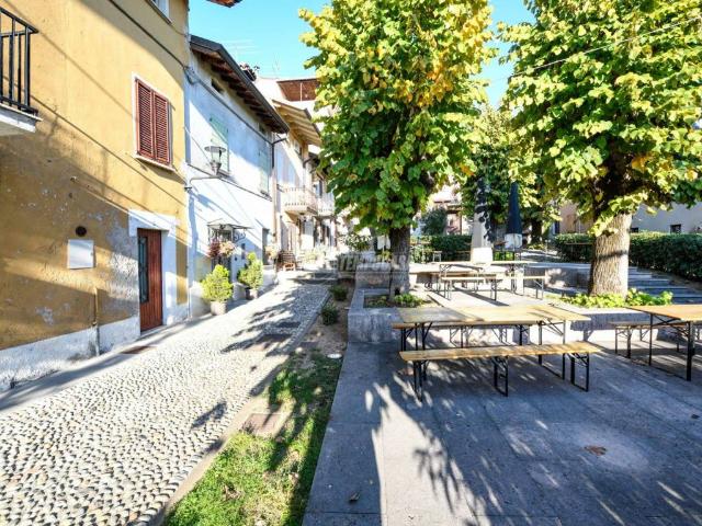 Villa Indipendente in vendita a Lonato, Brescia