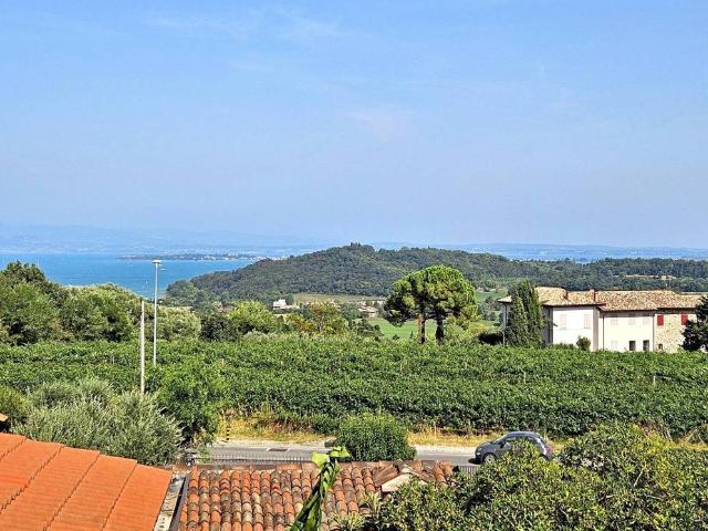 Villa Indipendente in vendita a Lonato, Brescia