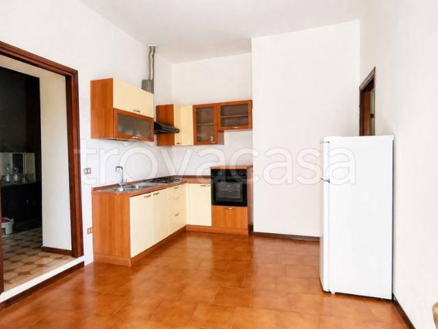 Villa Indipendente in vendita a Lonato, Lombardia