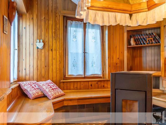 Villa Indipendente in vendita a Longarone, Veneto