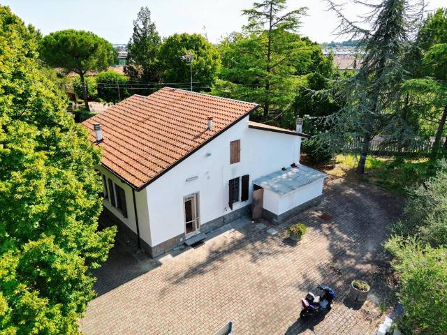 Villa Indipendente in vendita a Ponte Ospedaletto, Longiano