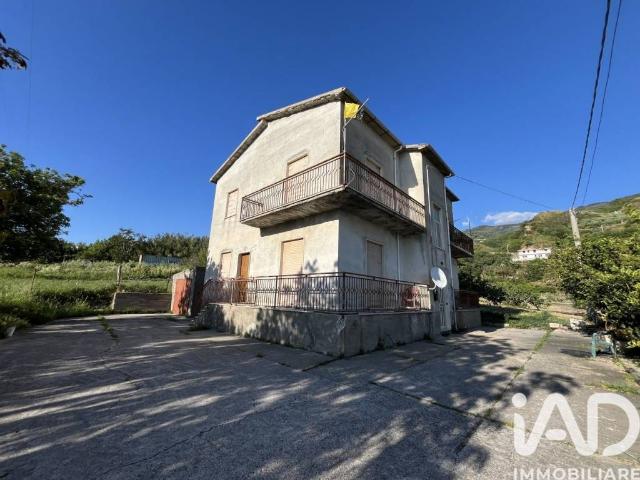 Villa Indipendente in vendita a Calabria, Cosenza