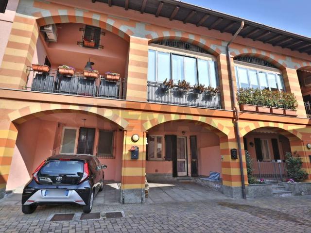 Villa Indipendente in vendita a Longone Al Segrino, Lombardia