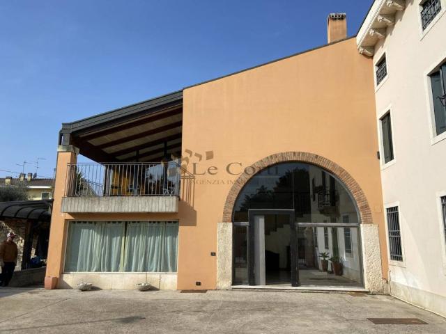 Villa Indipendente in vendita a Lonigo, Vicenza