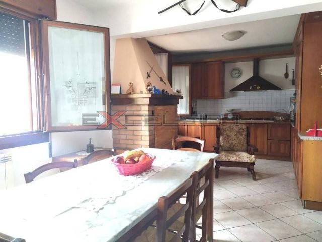 Villa Indipendente in vendita a Loreo, Veneto
