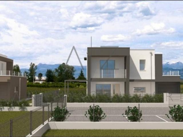 Villa Indipendente in vendita a Fonte, Loria