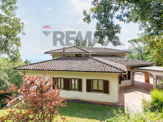 Villa Indipendente in vendita a Loro Ciuffenna, Toscana