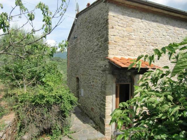Villa Indipendente in vendita a Loro Ciuffenna, Toscana