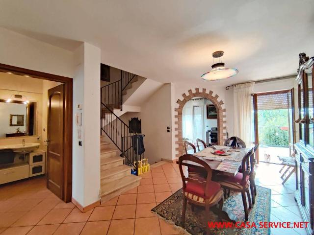 Villa Indipendente in vendita a Loro Ciuffenna, Arezzo
