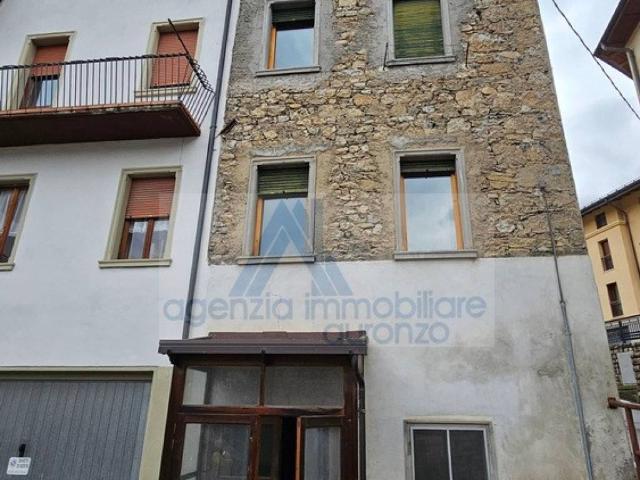 Villa Indipendente in vendita a Lozzo Di Cadore, Veneto