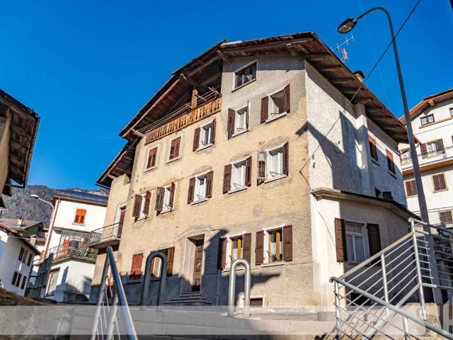 Villa Indipendente in vendita a Lozzo Di Cadore, Veneto