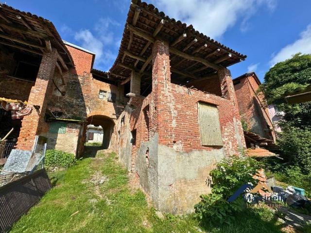 Villa Indipendente in vendita a Piemonte, Vercelli