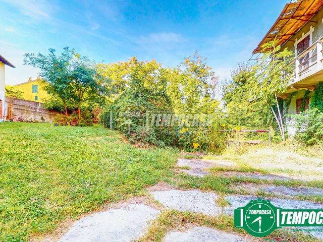 Villa Indipendente in vendita a Cuccaro Monferrato, Alessandria