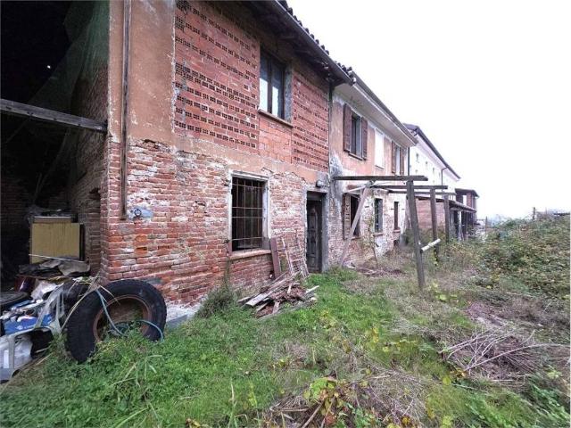 Villa Indipendente in vendita a Piemonte, Alessandria