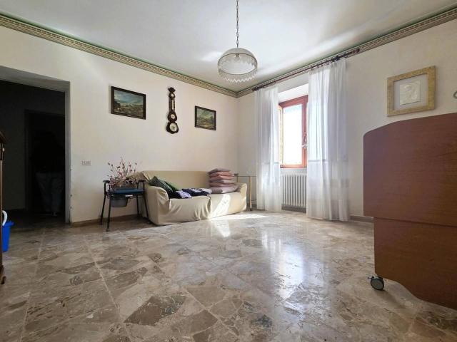 Villa Indipendente in vendita a San Quirico di Moriano, Bagni Di Lucca Ponte