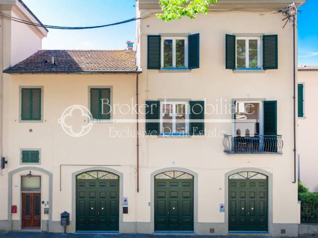Villa Indipendente in vendita a Sant'Anna, Bagni Di Lucca Ponte
