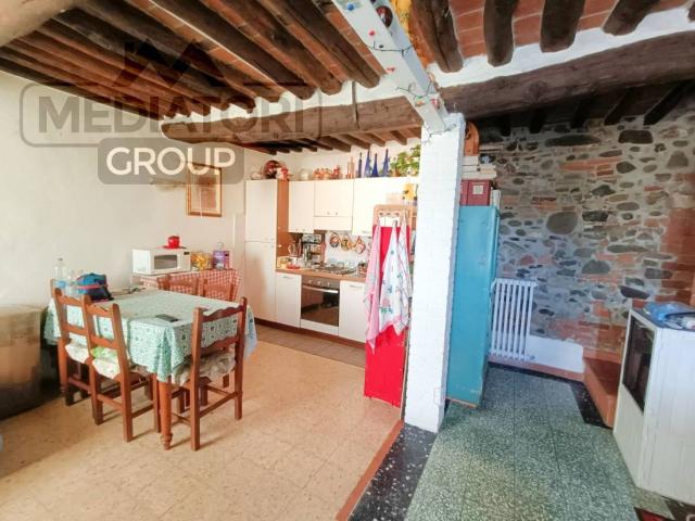 Villa Indipendente in vendita a Bagni Di Lucca Ponte, Toscana