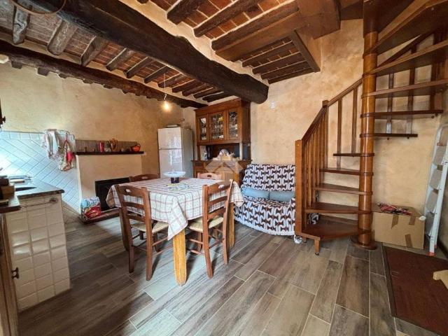 Villa Indipendente in vendita a Nave, Bagni Di Lucca Ponte