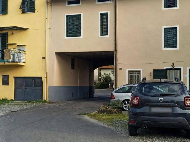 Villa Indipendente in vendita a Santissima Annunziata, Bagni Di Lucca Ponte