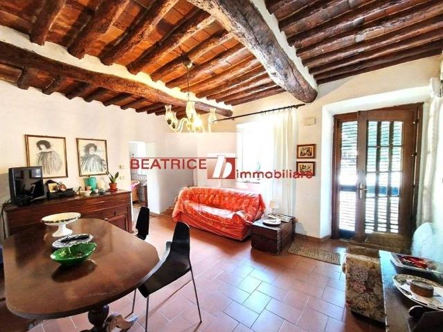Villa Indipendente in vendita a Sant'Alessio, Lucca