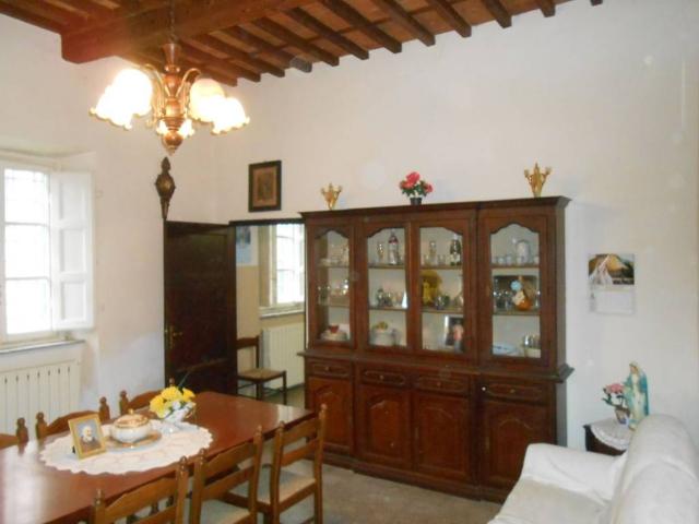 Villa Indipendente in vendita a Cappella, Bagni Di Lucca Ponte