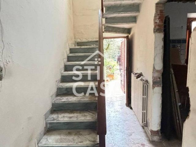Villa Indipendente in vendita a Bagni Di Lucca Ponte, Toscana