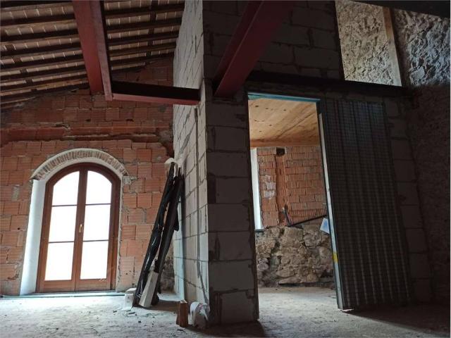 Villa Indipendente in vendita a Sesto di Moriano, Bagni Di Lucca Ponte