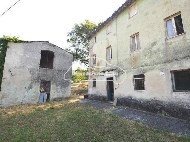 Villa Indipendente in vendita a Bagni Di Lucca Ponte, Toscana