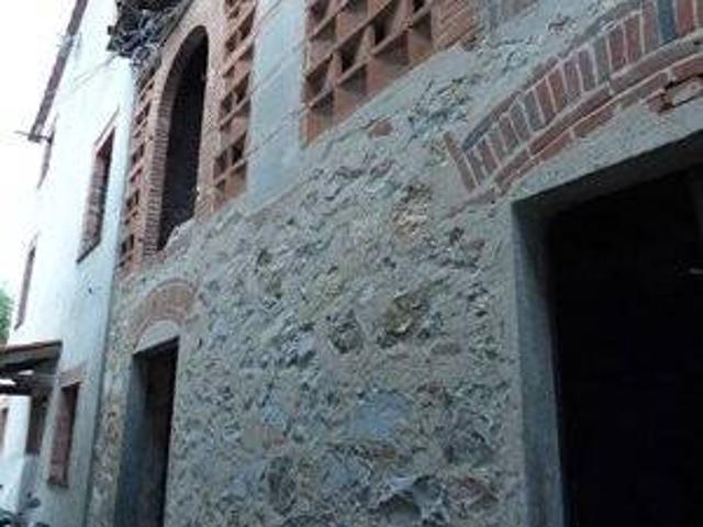 Villa Indipendente in vendita a Balbano, Bagni Di Lucca Ponte