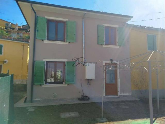 Villa Indipendente in vendita a Bagni Di Lucca Ponte, Toscana