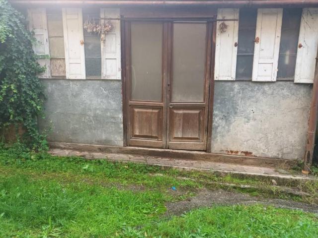 Villa Indipendente in vendita a Bagni Di Lucca Ponte, Toscana