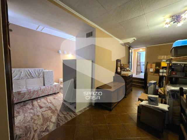 Villa Indipendente in vendita a Ponte San Pietro, Bagni Di Lucca Ponte