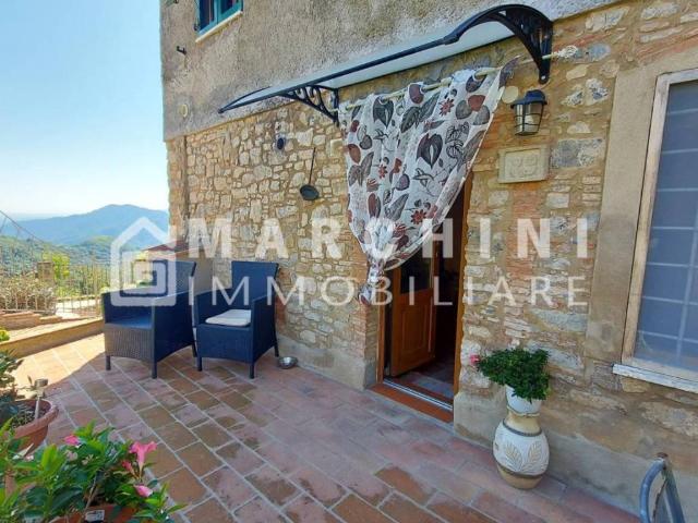 Villa Indipendente in vendita a Bagni Di Lucca Ponte, Toscana
