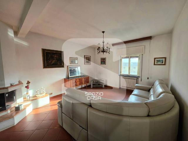 Villa Indipendente in vendita a Santa Maria a Colle, Bagni Di Lucca Ponte