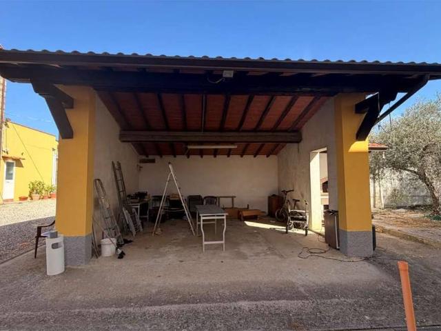 Villa Indipendente in vendita a San Concordio, Lucca