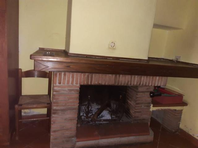 Villa Indipendente in vendita a Nave, Bagni Di Lucca Ponte