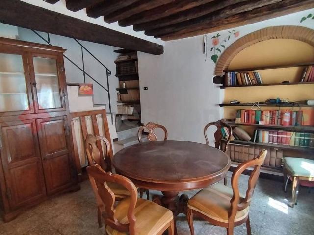 Villa Indipendente in vendita a Santa Maria a Colle, Bagni Di Lucca Ponte