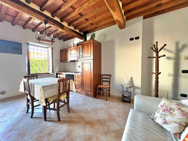 Villa Indipendente in vendita a San Cassiano a Vico, Bagni Di Lucca Ponte