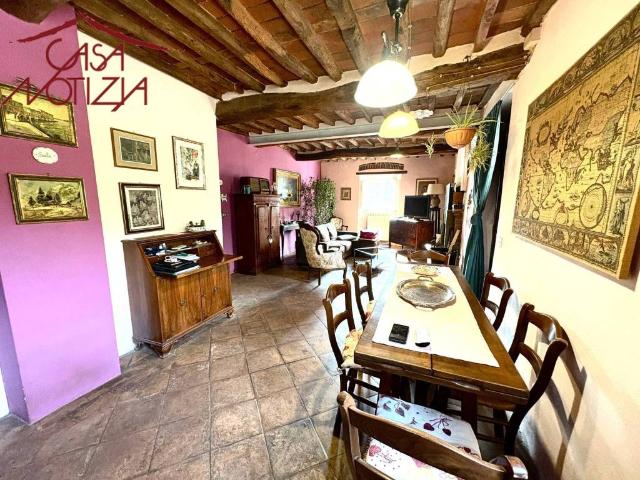 Villa Indipendente in vendita a Bagni Di Lucca Ponte, Toscana
